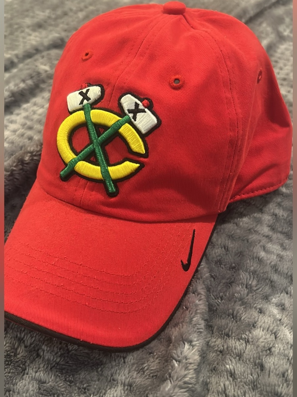 NWOT Nike NHL Chicago Blackhawks Baseball cap hat